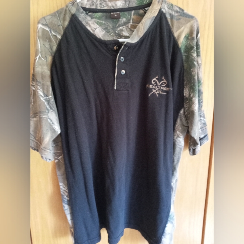 Men's realtree shirt